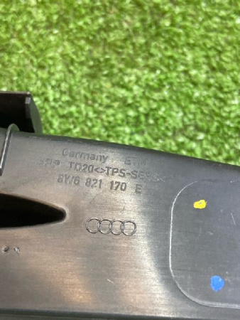 Audi / A5 / Пыльник крыла