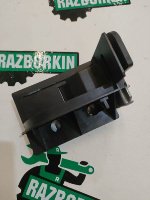 BMW / X5 / Кронштейн полки багажника