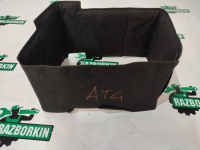 Volkswagen / Tiguan / Чехол АКБ