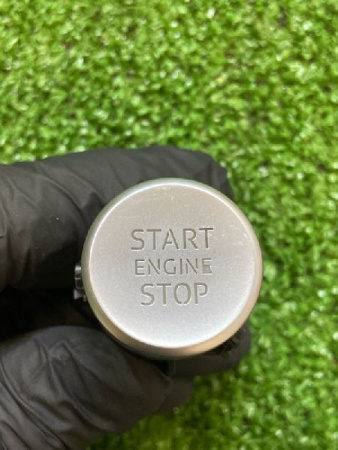 Audi / Q8 / Кнопка старт-стоп