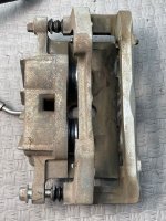 Ford / EXPLORER / Суппорт тормозной