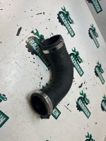 Volkswagen / Golf / Патрубок интеркулера