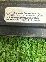 Volkswagen / Touareg / Молдинг стекла двери