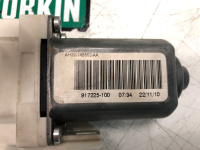 Land Rover / Range Rover Sport / Мотор стеклоподъемника