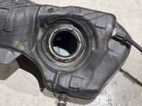 BMW / 3-Series / Бак топливный