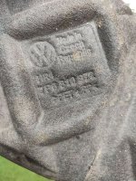 Volkswagen / Touareg / Подкрылок