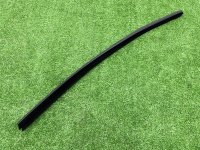 Audi / A4 / Уплотнитель стекла двери