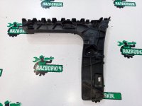 Audi / A6 / Направляющая бампера