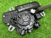 Audi / Q5 / Замок багажника