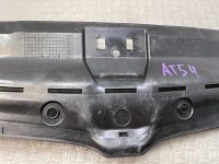 BMW / 3-Series / Пластик моторного отсека