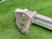 BMW / 7-Series / Усилитель бампера