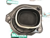 Mercedes-Benz / GLC 250d 4-matic / Крышка динамика