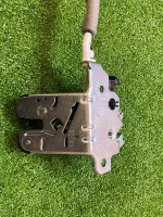 Audi / A5 / Замок багажника