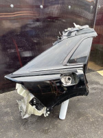 Audi / Q8 / Крыло