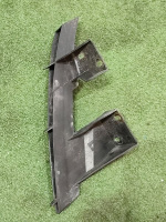 Audi / Q7 / Кронштейн бампера