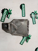 Land Rover / Range Rover Sport / Кронштейн двигателя