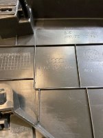 Audi / Q8 / Накладка двери багажника