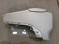 Volvo / XC60 / Подлокотник