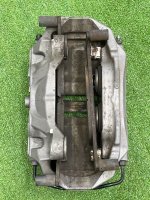 Audi / A4 / Суппорт тормозной