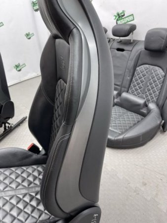 Audi / S5 / Комплект сидений