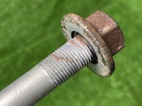 BMW / ALPINA B10 / Болт подвески