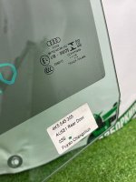 Audi / A6 / Стекло двери