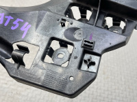 BMW / 3-Series / Крепление бампера