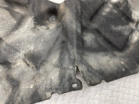 Volkswagen / Touareg / Подкрылок