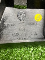 Audi / Q8 / Кронштейн