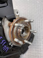 Ford / EXPLORER / Кулак поворотный