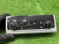 BMW / 7-Series / Блок климата