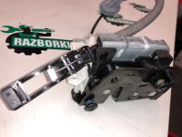 Volkswagen / Touareg / Замок двери