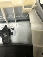 Audi / A5 / Обшивка стойки центральная верхняя