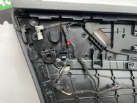 Audi / A6 / Обшивка двери