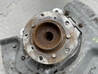 BMW / M6 / Кулак поворотный