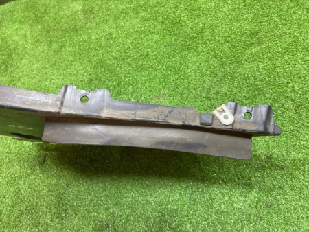 BMW / 1-Series / Пыльник бампера