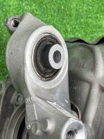 Audi / A6 / Кулак поворотный