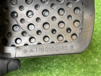 Mercedes-Benz / GLC 250d 4-matic / Накладка педали