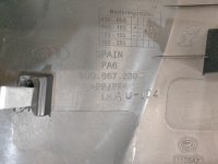 Audi / Q3 / Накладка стойки