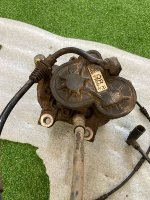 BMW / X1 / Суппорт тормозной