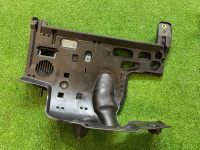 Audi / A6 / накладка торпедо