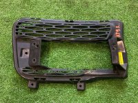 Land Rover / Range Rover Sport / Решетка противотуманки