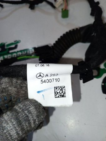 Mercedes-Benz / GLC 250d 4-matic / Проводка двери