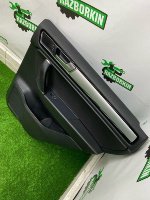 Volkswagen / Touareg / Обшивка двери