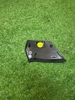 Audi / A6 / Накладка на торпедо