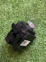 Audi / Q7 / Кнопка регулировка громкости