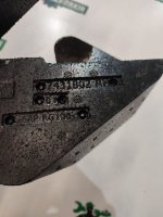 BMW / X5 / Уплотнитель двери