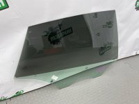 Audi / A5 / Стекло двери