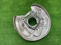 Audi / A6 / Кулак поворотный