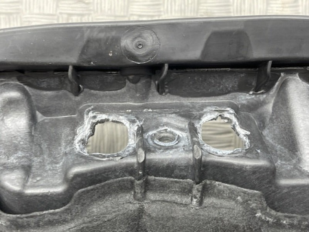 BMW / M6 / Воздуховод